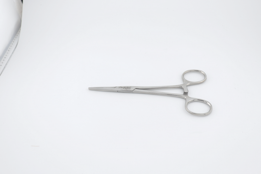 Straight Hemostat Locking 5.5"