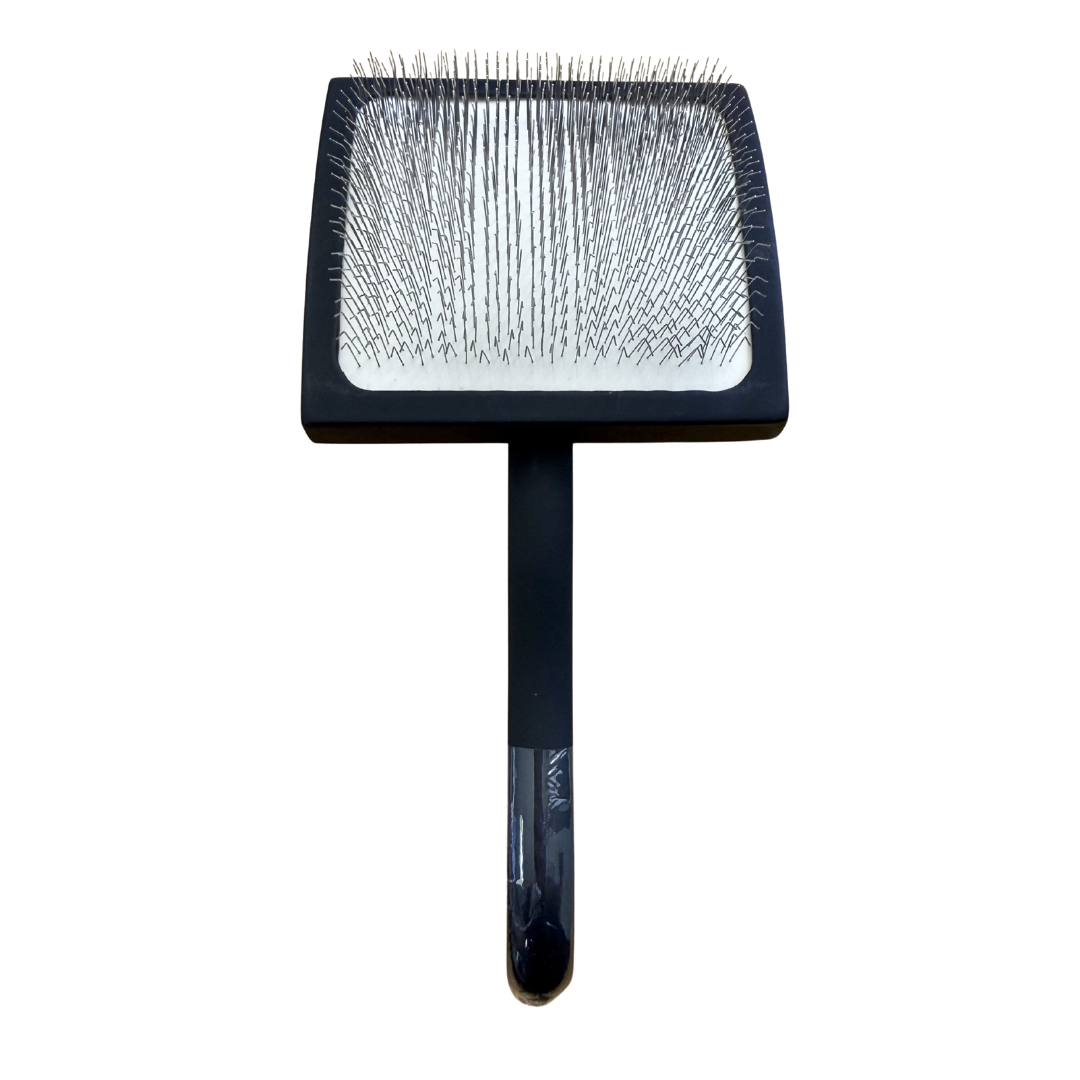 Pawfection Professional Firm (18mm pins) Wooden Handle Slicker
